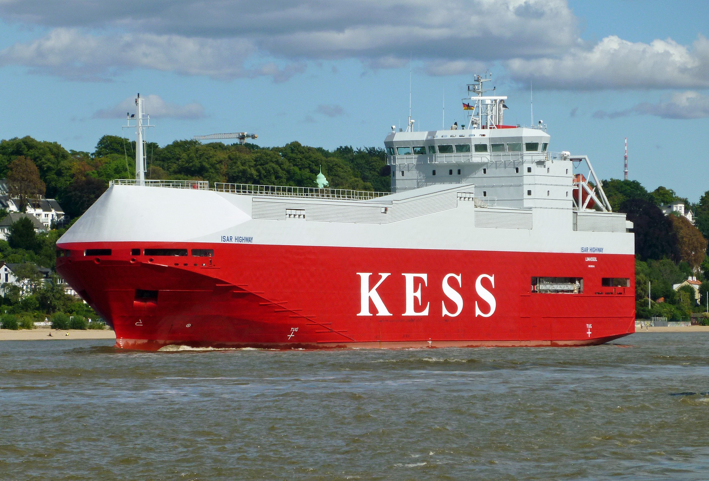 Transit: ISAR HIGHWAY entering English South Coast at The Dover Strait