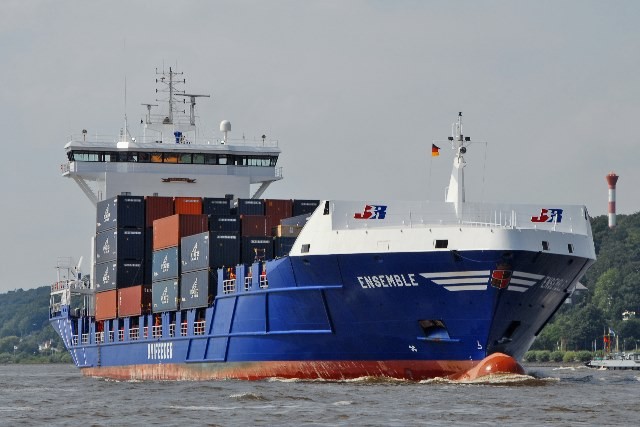 Transit: ENSEMBLE entering English South Coast at The Dover Strait