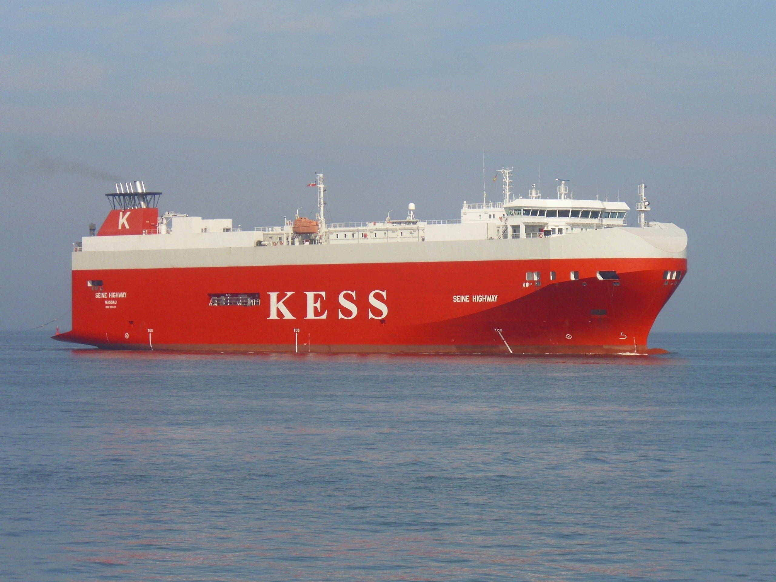 Transit: SEINE HIGHWAY entering English South Coast at The Dover Strait