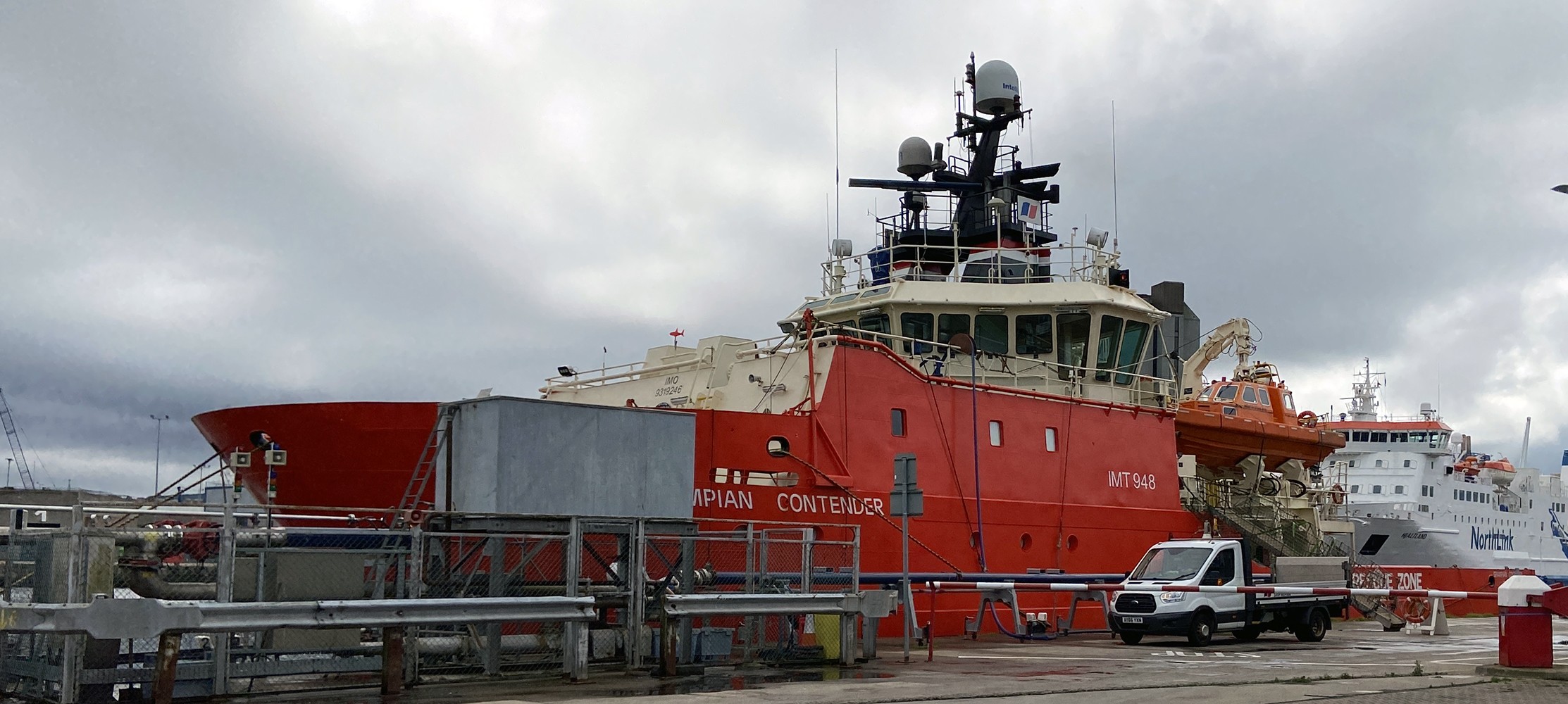  Irish Sea - GRAMPIAN CONTENDER   transiting North Channel Belfast