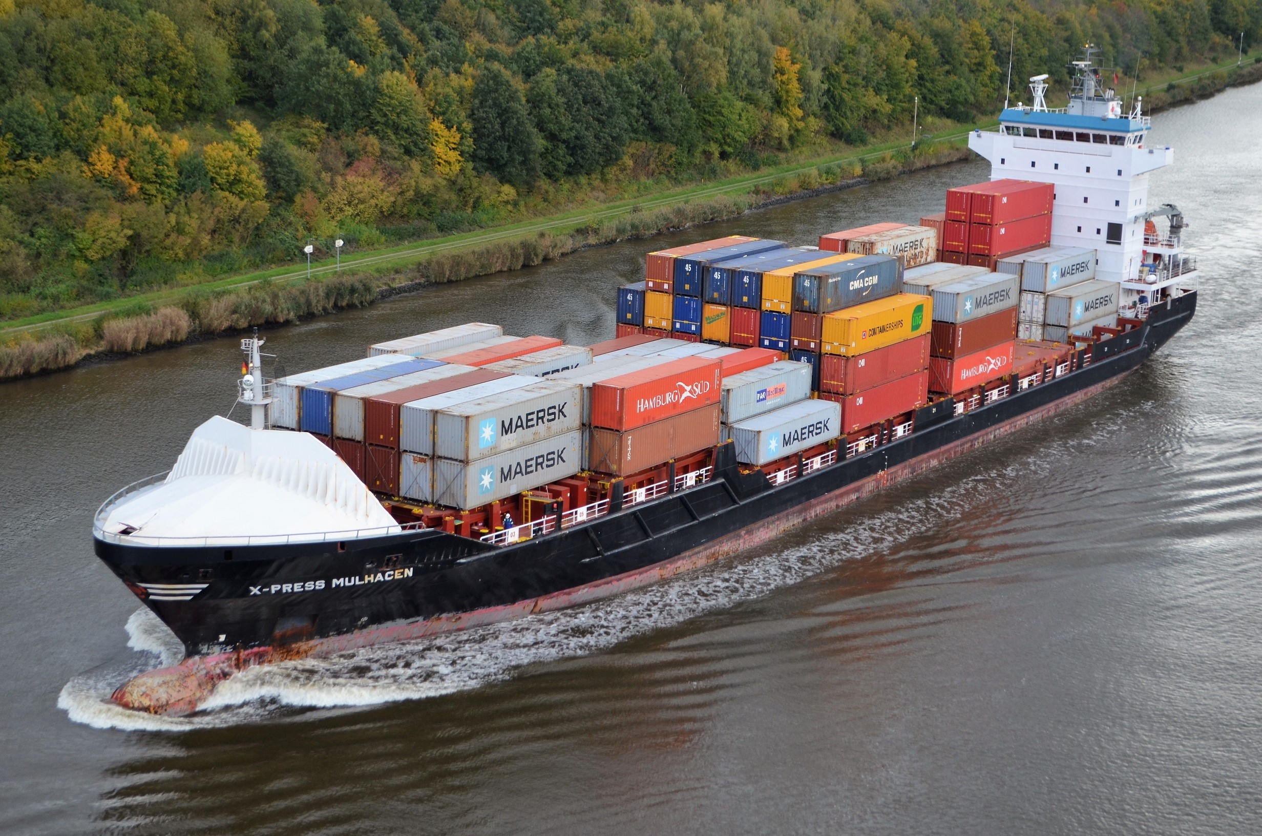 Transit: X-PRESS MULHACEN     entering English South Coast at The Dover Strait