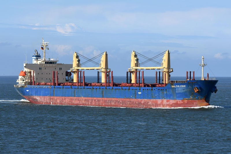  Irish Sea - ORIENT PRESTIGE      transiting North Channel Belfast
