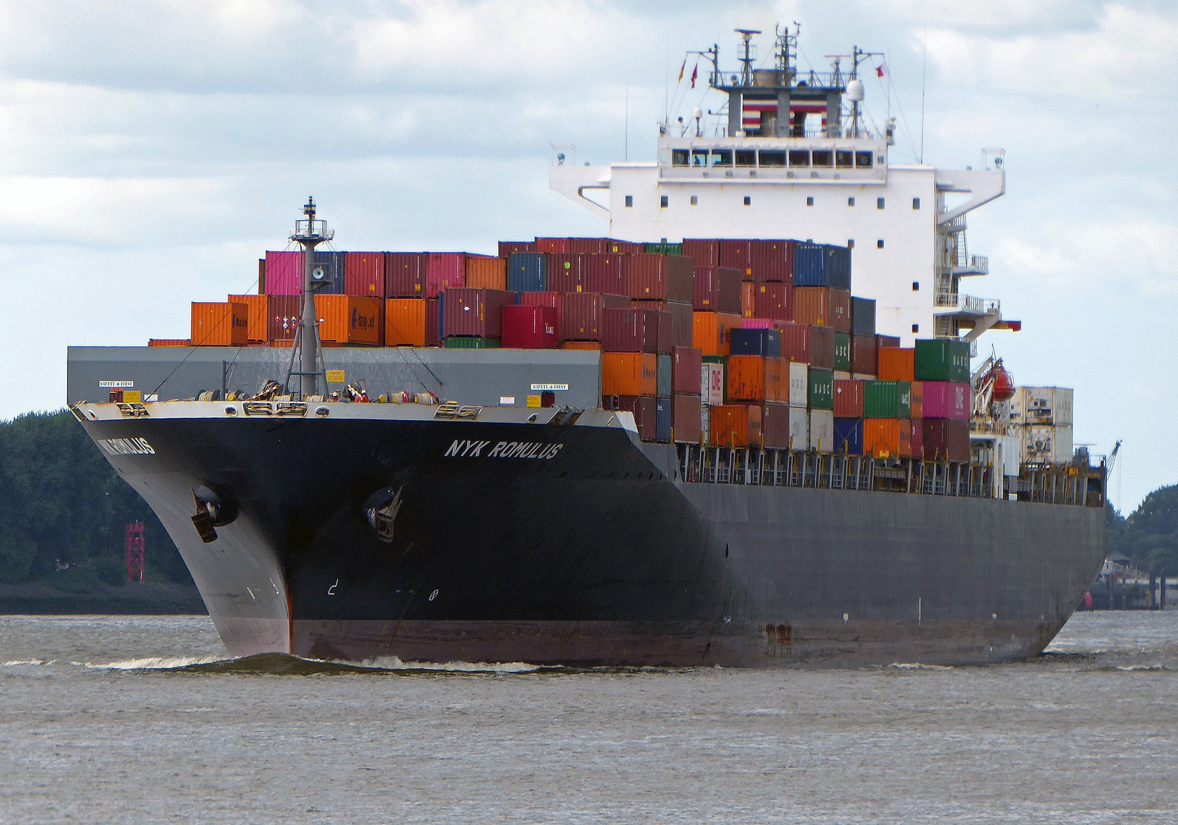 Transit: NYK ROMULUS          entering English South Coast at The Dover Strait