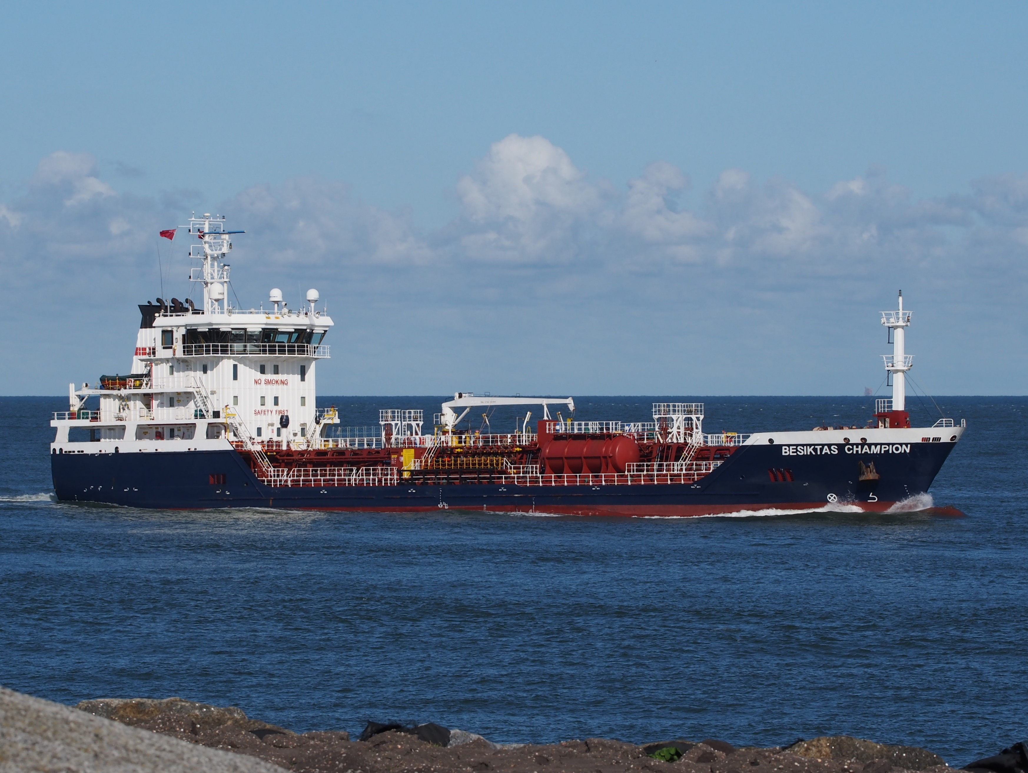 Transit: BERNSTEIN            entering English South Coast at The Dover Strait
