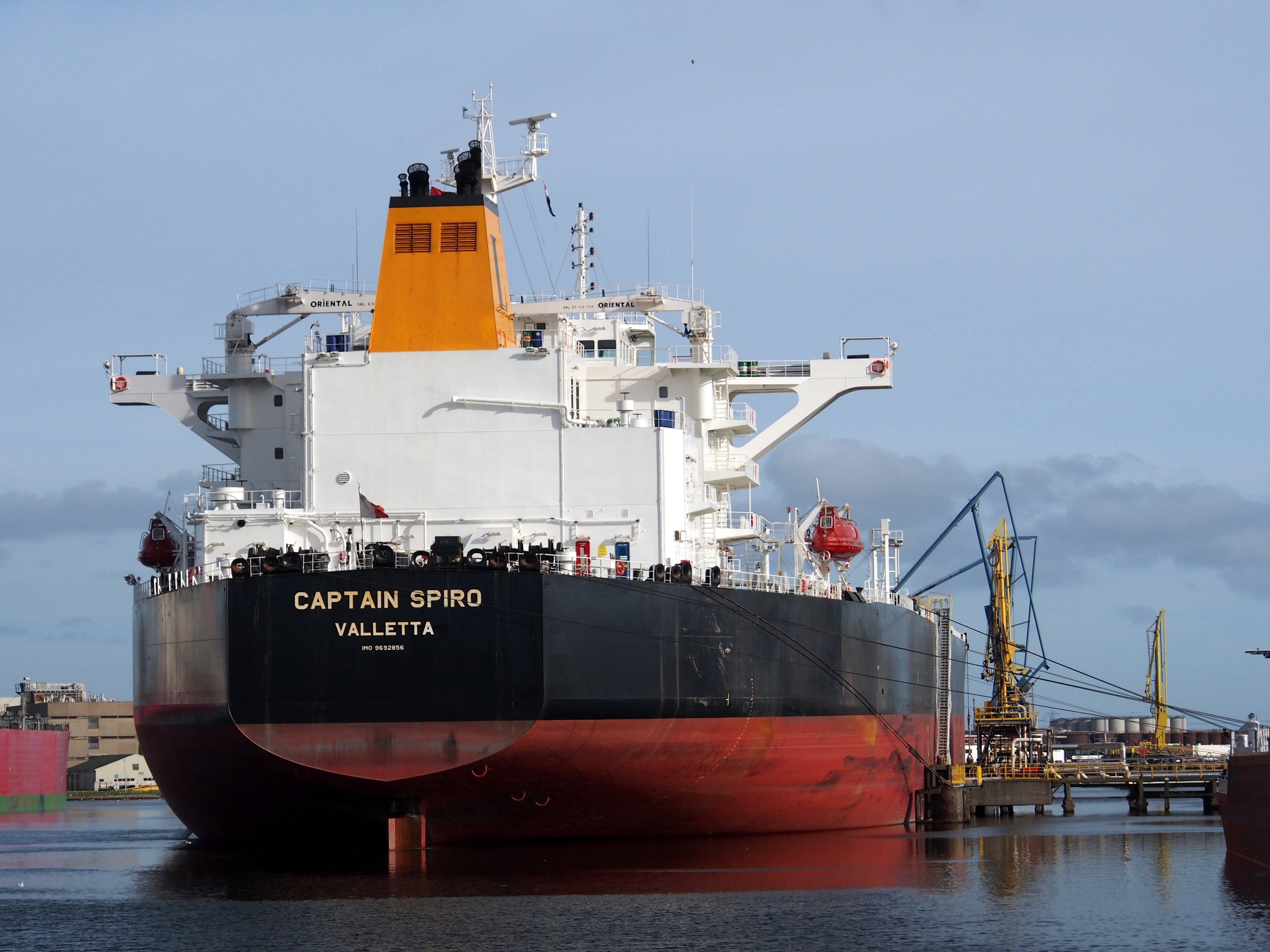 Transit: CAPTAIN SPIRO        entering English South Coast at The Dover Strait