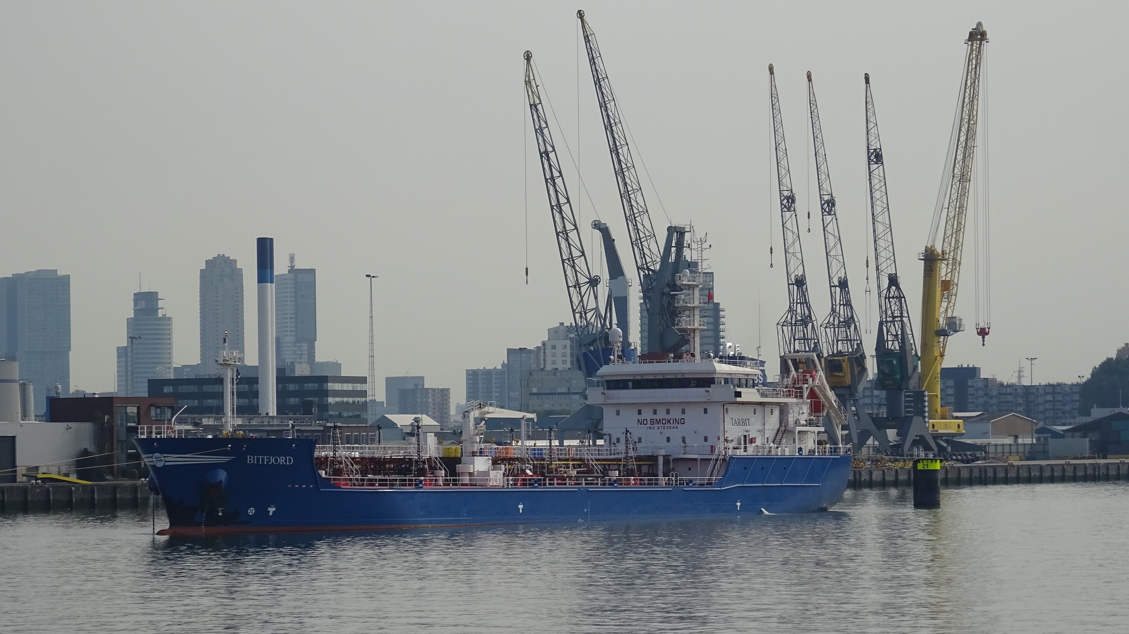 Transit: BITFJORD             entering English South Coast at The Dover Strait