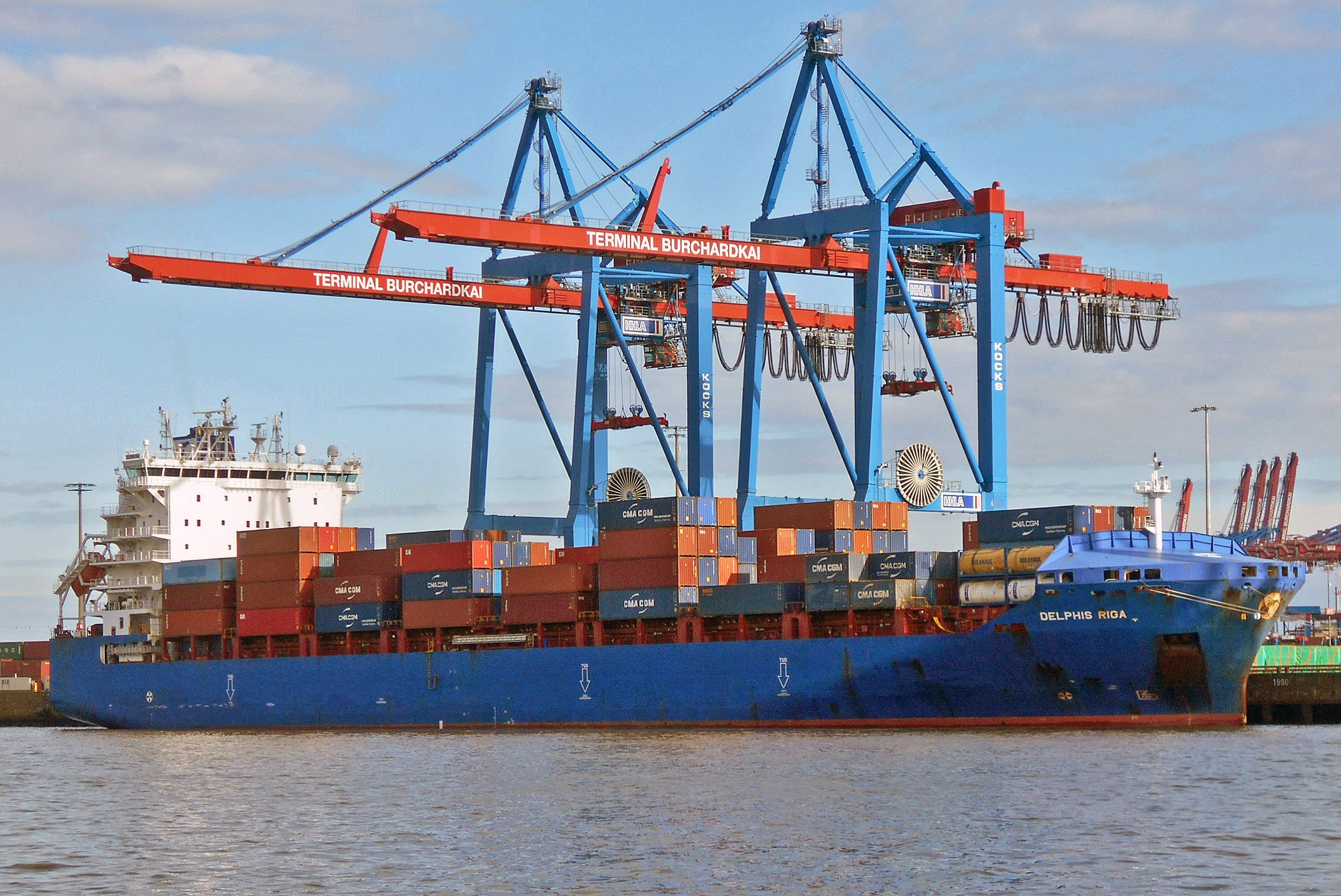 Thames Departure: CMA CGM JANE        