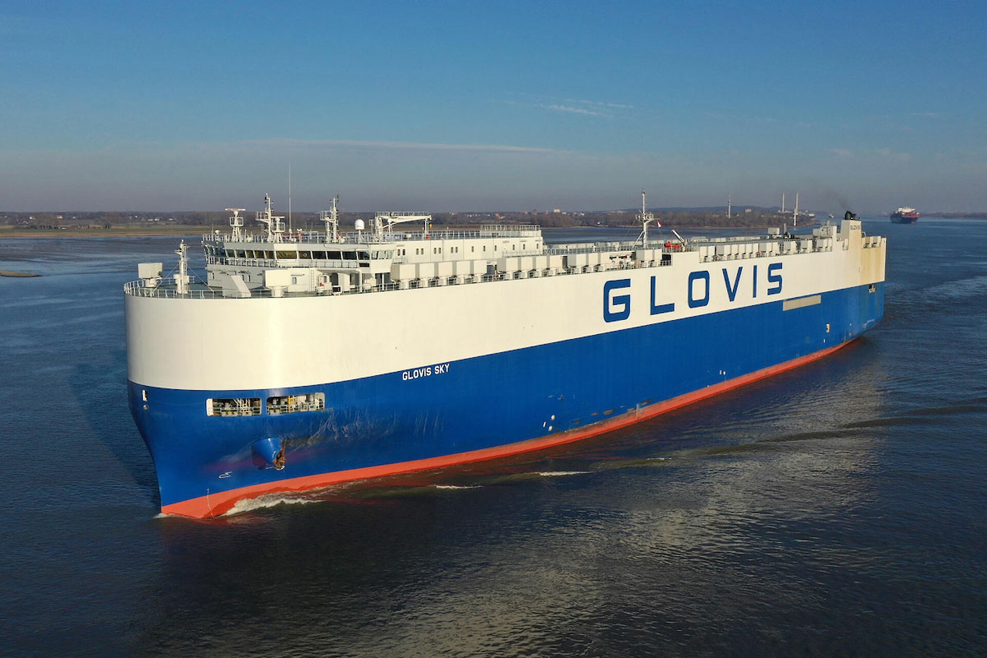Transit: GLOVIS SKY           entering English South Coast at The Dover Strait