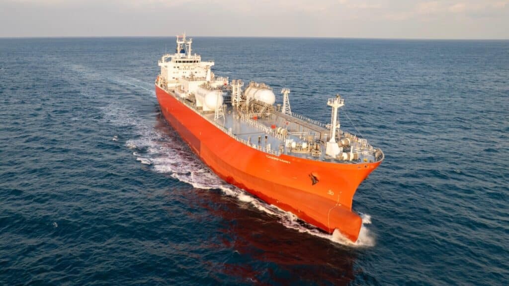 Transit: CHAMPAGNY            entering English South Coast at The Dover Strait