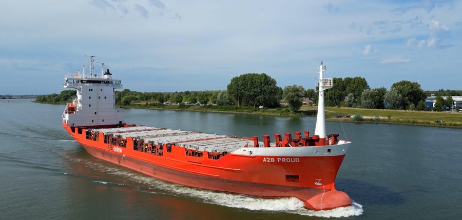 Transit: A2B PROUD            entering English South Coast at The Dover Strait