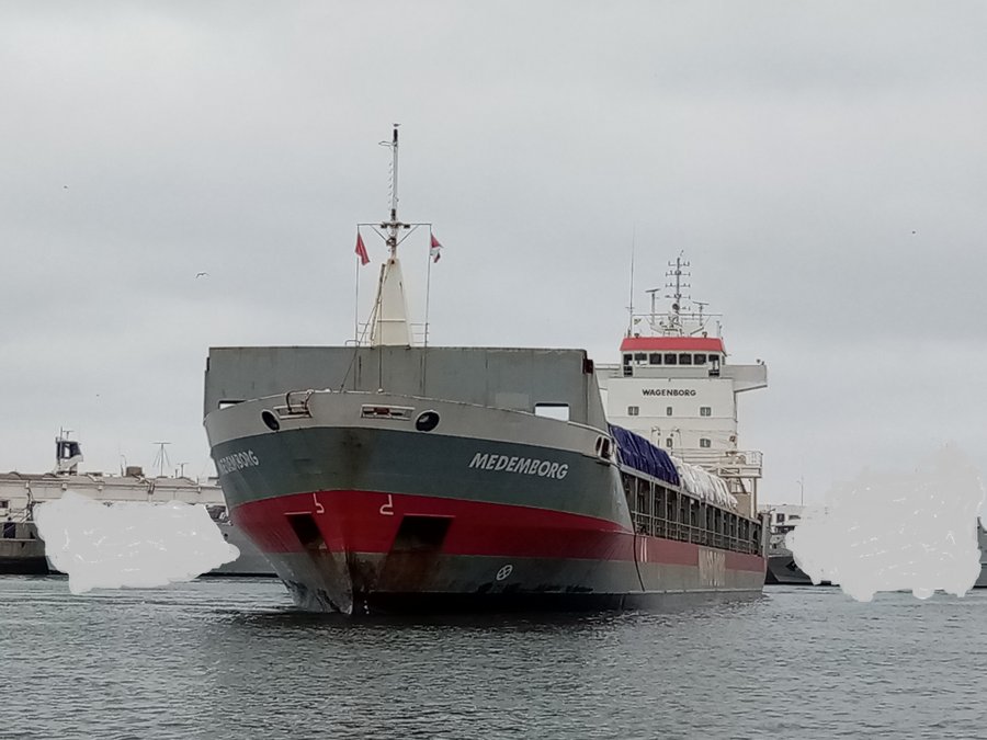 Humber Departure: MEDEMBORG           