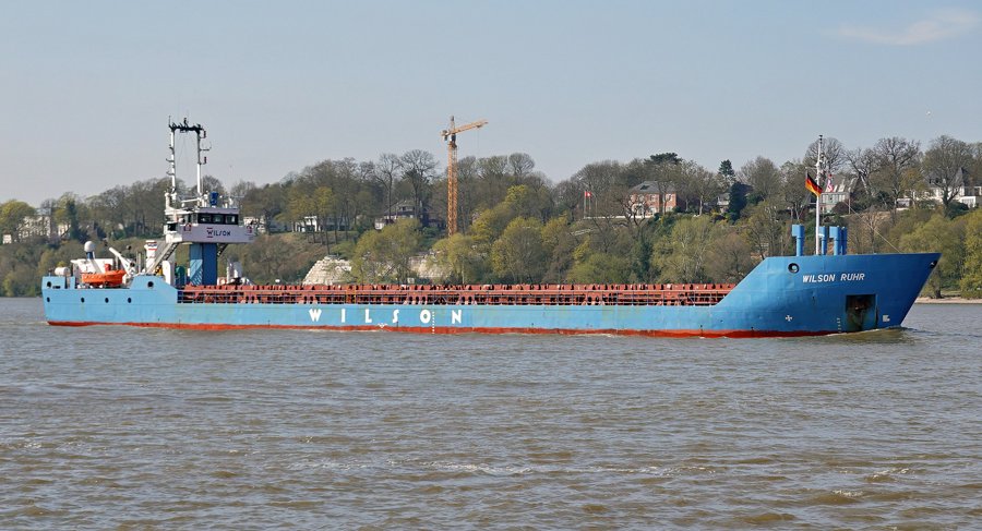 Transit: WILSON  RUHR         entering English South Coast at The Dover Strait