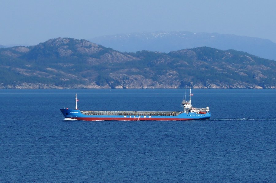 Transit: WILSON MERSEY entering English South Coast at The Dover Strait
