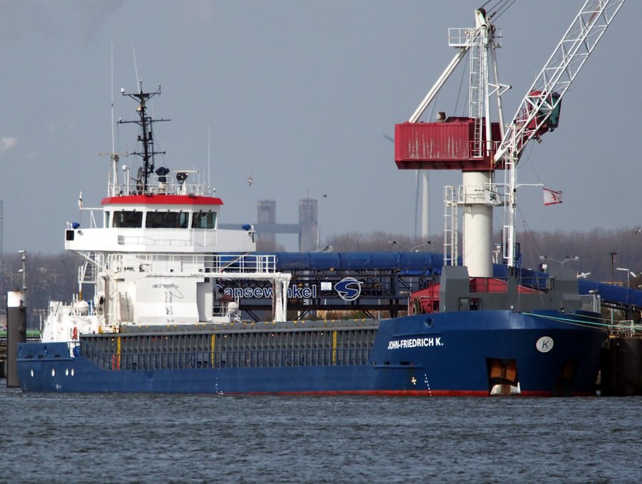 Transit: MADICKEN             entering English South Coast at The Dover Strait