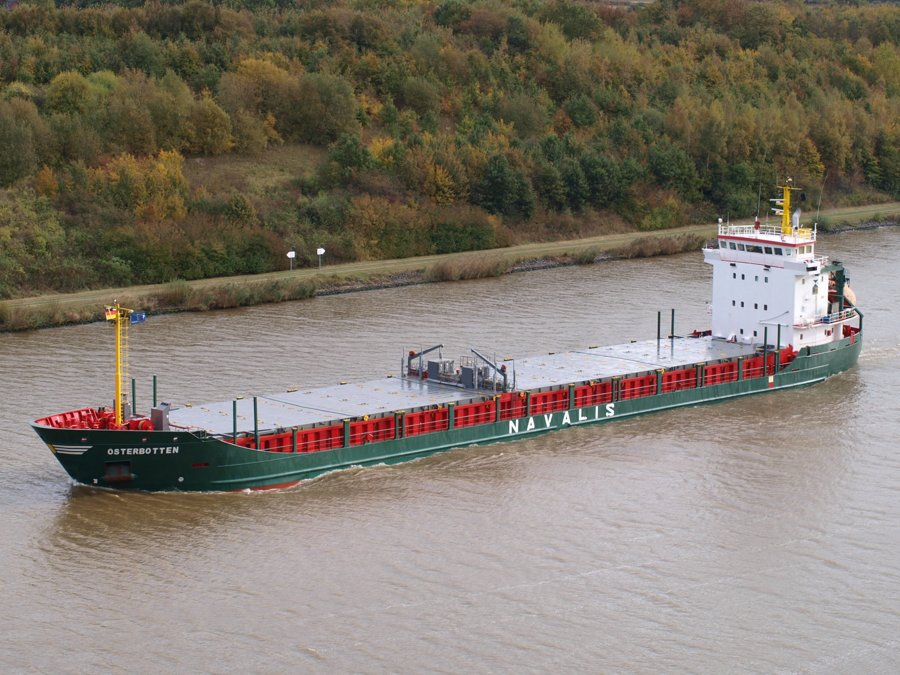  Scottish East Coast - OSTERBOTTEN          transiting Aberdeenshire Coast