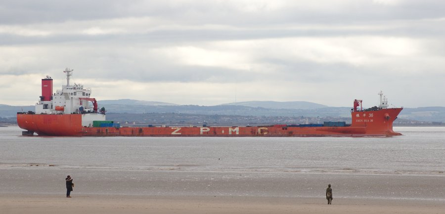 Transit: ZHEN HUA 36          entering English South Coast at The Dover Strait