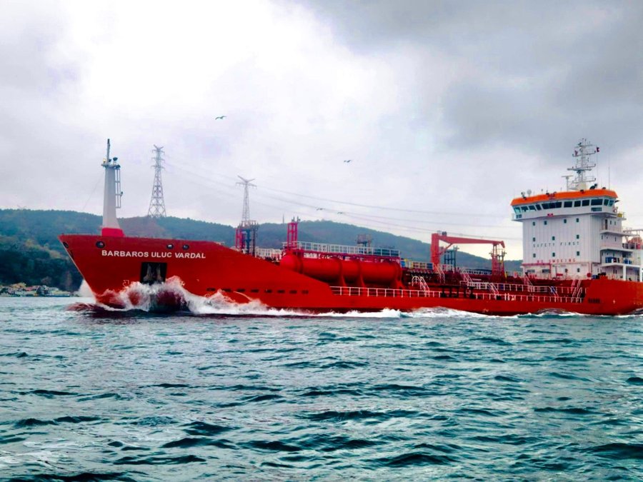 Transit: BARBAROS ULUC VARDAL entering English South Coast at The Dover Strait