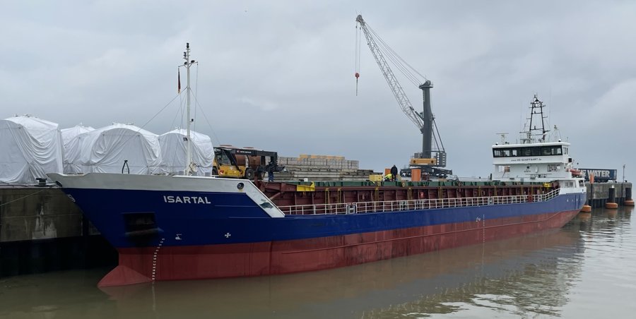 Transit: ISARTAL              entering English South Coast at The Dover Strait