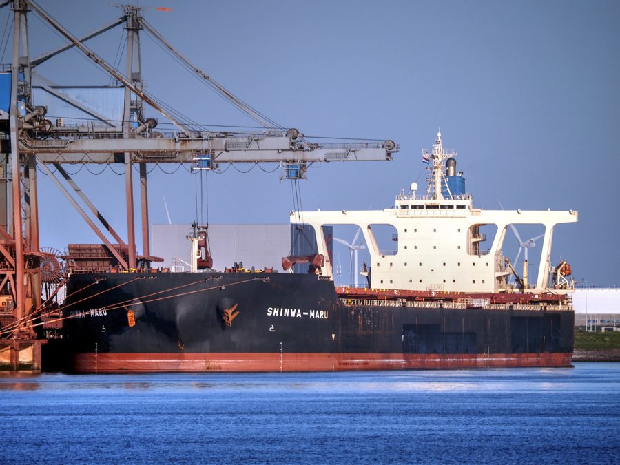 Transit: SHINWA-MARU          entering English South Coast at The Dover Strait