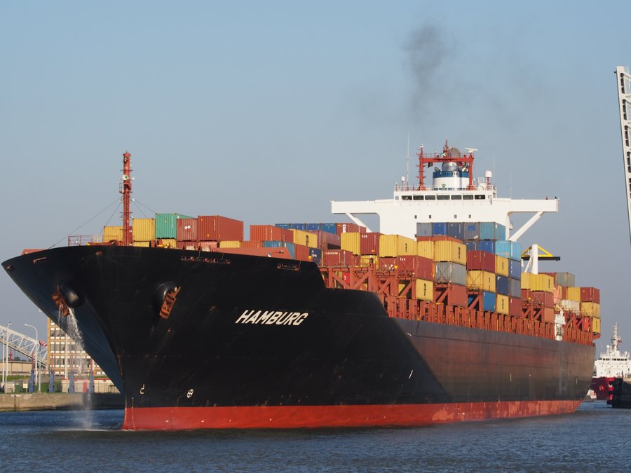 Transit: BF HAMBURG           entering English South Coast at The Dover Strait