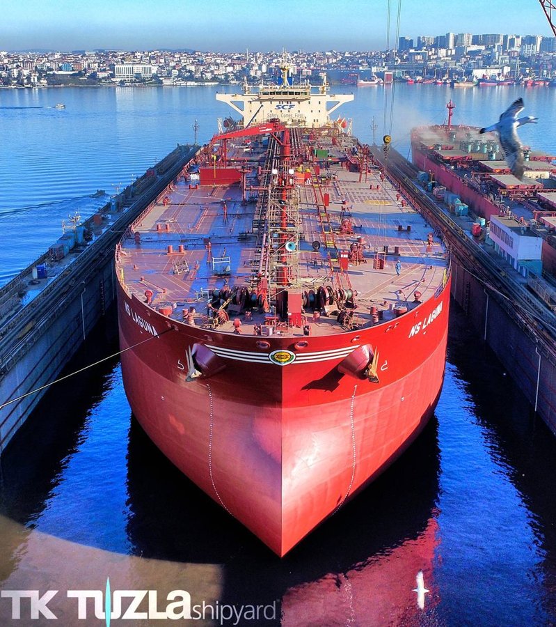 Photograph of the Crude Oil Tanker: LEVEL                (IMO: 9339325). Documented in UK and Regional Shipping Movements.