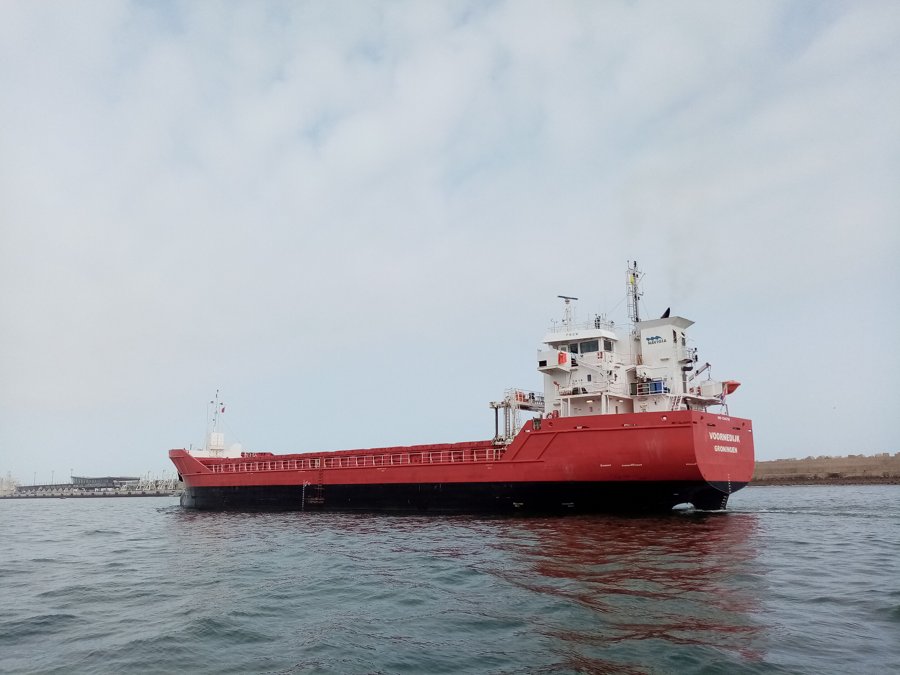  Irish Sea - CELTIC ENDEAVOUR     transiting Irish Sea off Anglesey