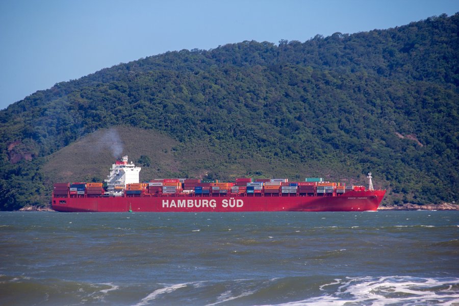 Transit: MONTE TAMARO         entering English South Coast at The Dover Strait