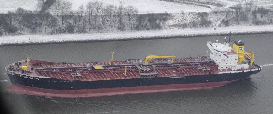  Irish Sea - SEAMARLIN transiting Irish Sea off Wales