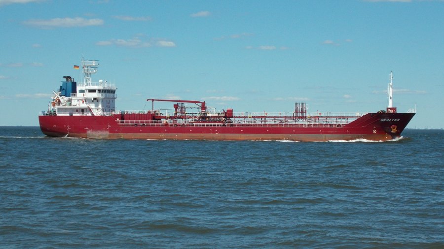 Transit: ORALYNN              entering English South Coast at The Dover Strait