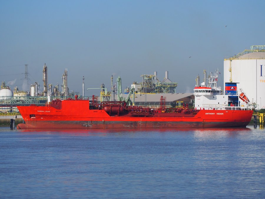 Transit: CORAL LEAF           entering English South Coast at The Dover Strait