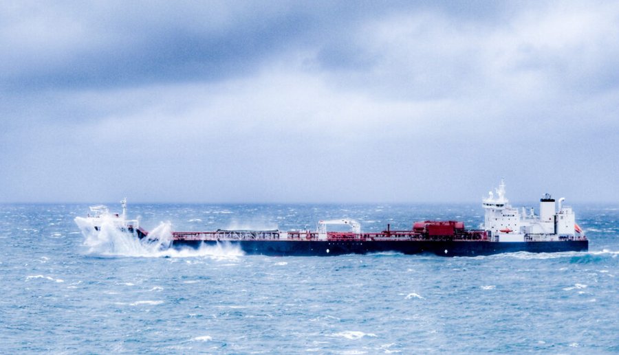  Scottish East Coast - PEARY SPIRIT         transiting Aberdeenshire Coast