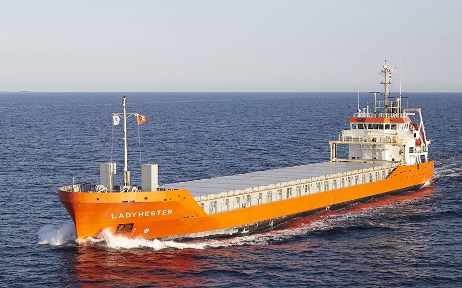 Humber Arrival: LADY HESTER         