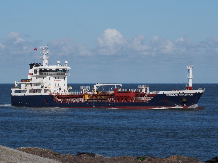 Transit: BERNSTEIN            entering English South Coast at The Dover Strait