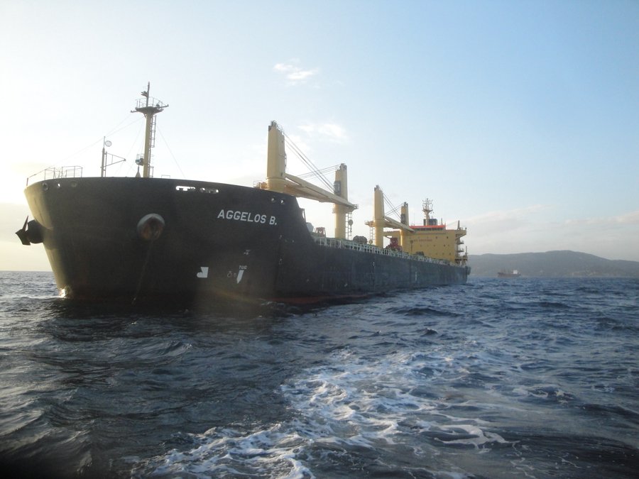 Transit: AGGELOS B entering English South Coast at The Dover Strait
