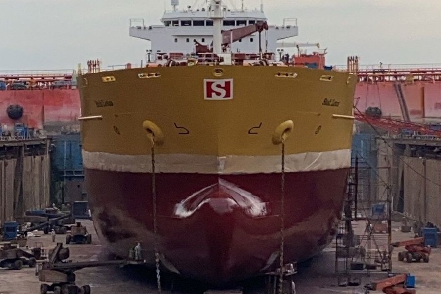 Transit: STOLT LOTUS          entering English South Coast at The Dover Strait