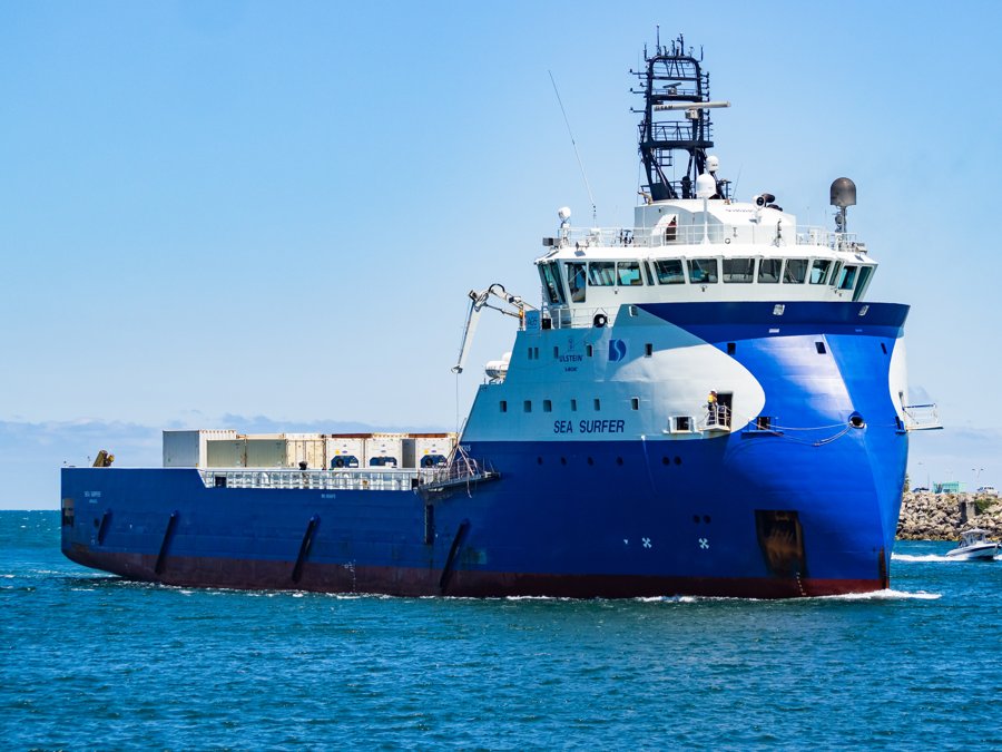 Aberdeen Arrival: SURFER TIDE