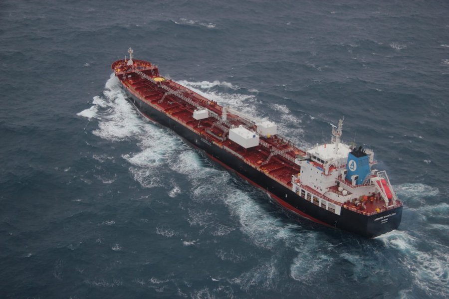  Irish Sea - ARDMORE DAUNTLESS    transiting Irish Sea off Anglesey