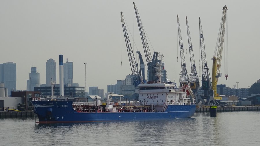 Transit: BITFJORD             entering English South Coast at The Dover Strait
