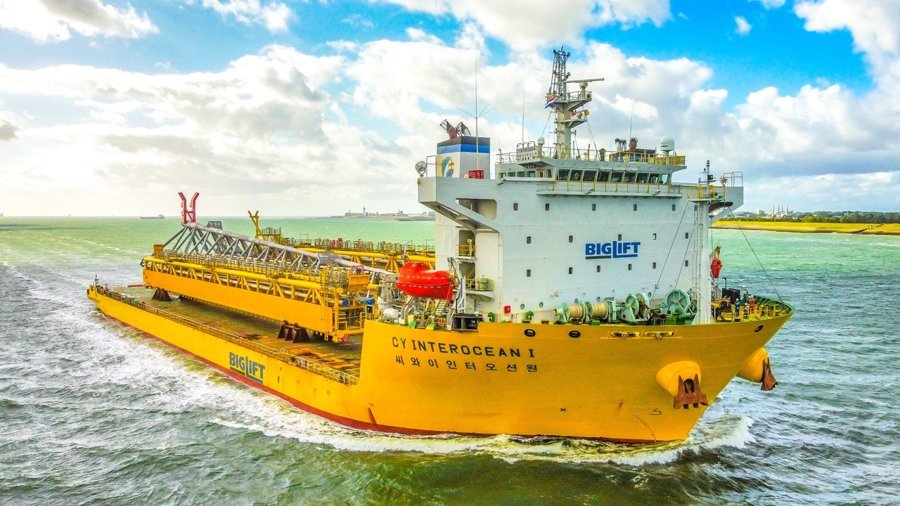 Transit: CY INTEROCEAN II     entering English South Coast at The Dover Strait