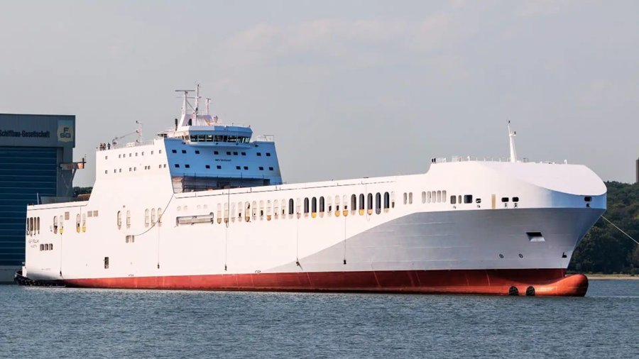 Transit: LISMORE entering English South Coast at The Dover Strait