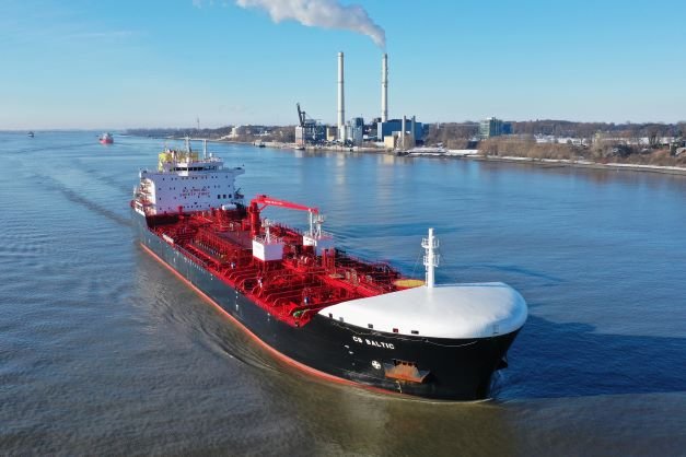 Transit: CB BALTIC            entering English South Coast at The Dover Strait