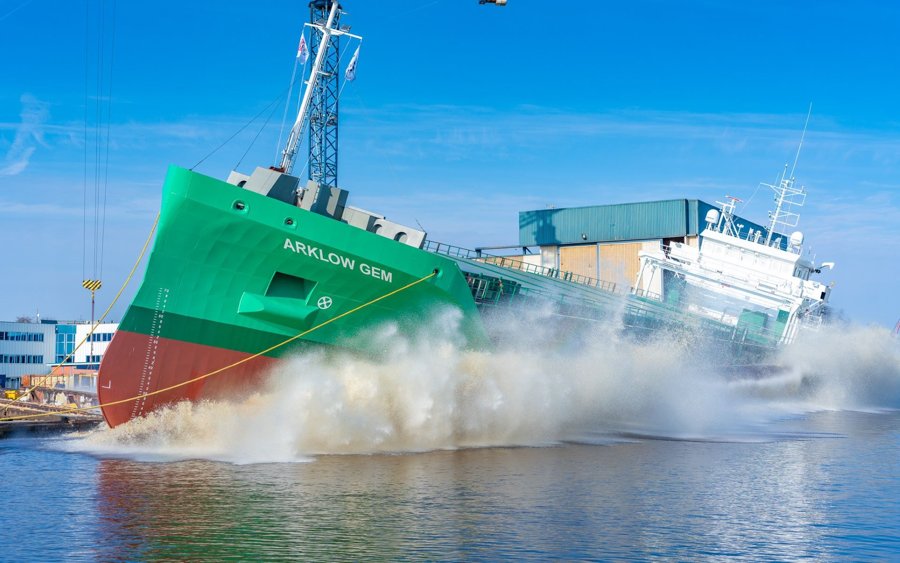  Irish Sea - ARKLOW GEM           transiting Irish Sea off Wales