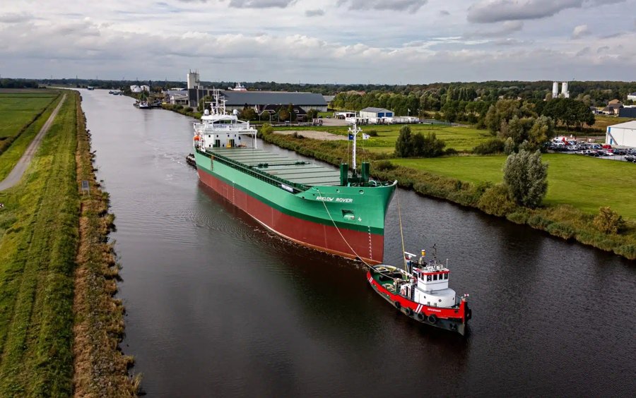  Irish Sea - ARKLOW ROVER transiting Irish Sea West of Man