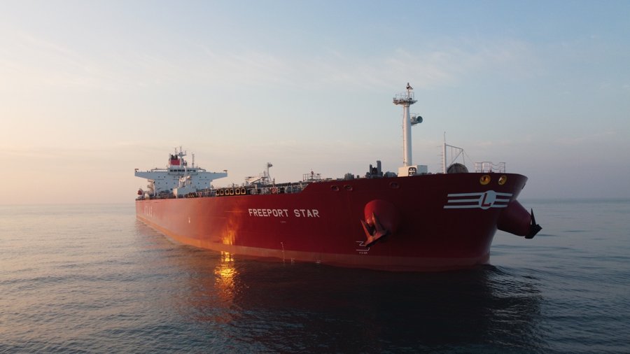 Transit: FREEPORT STAR        entering English South Coast at The Dover Strait