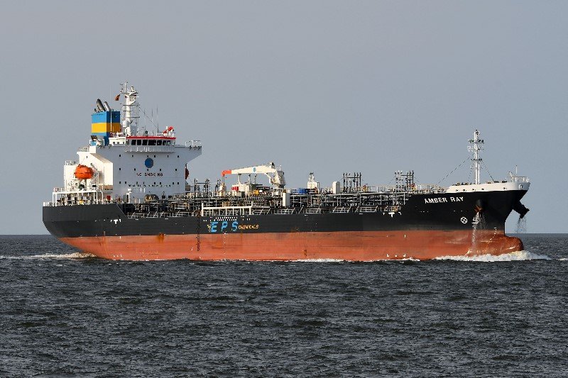 Transit: AMBER RAY            entering English South Coast at The Dover Strait