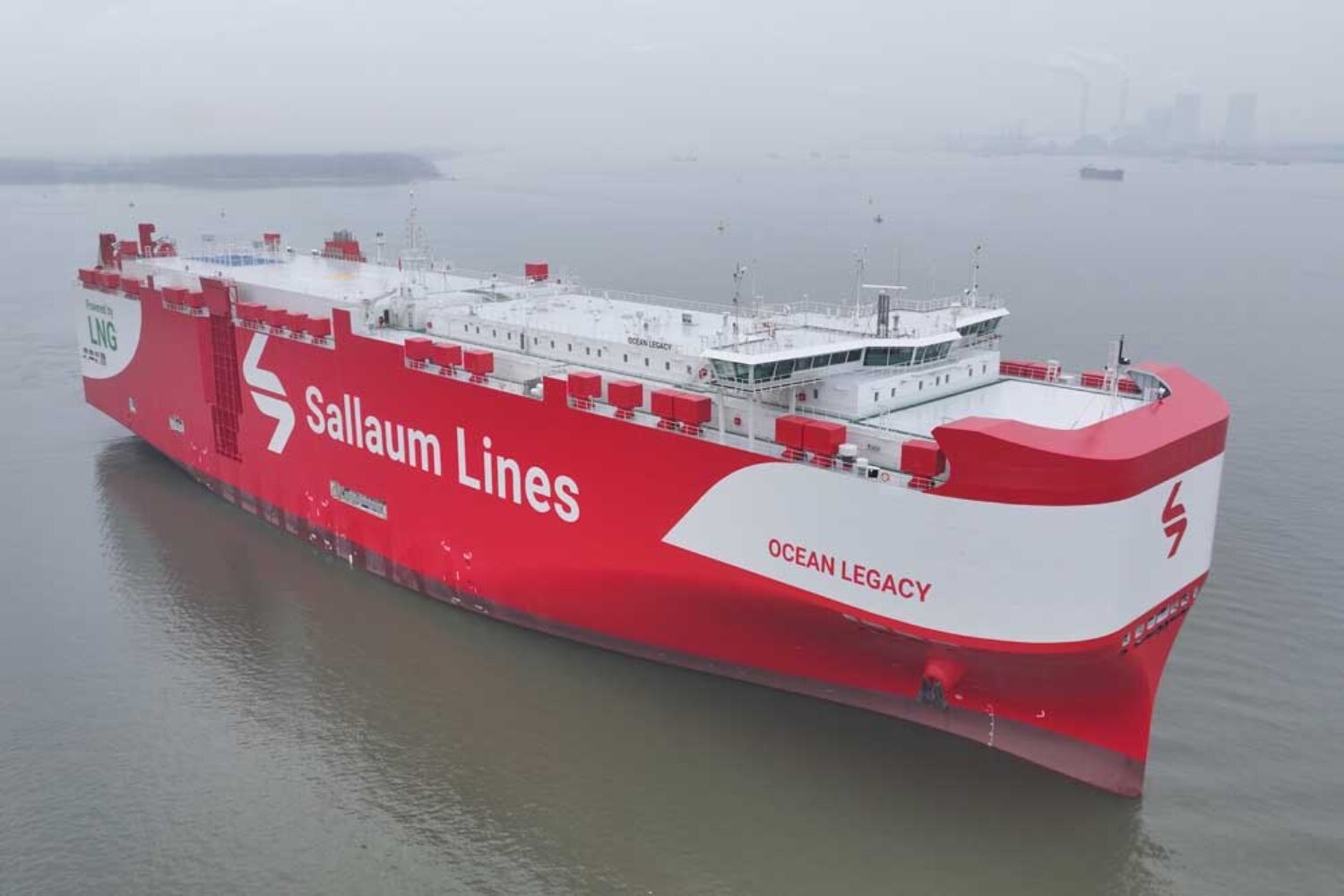 Transit: OCEAN LEGACY         entering English South Coast at The Dover Strait