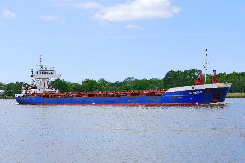 Transit: HAV GROUPER entering English South Coast at The Dover Strait