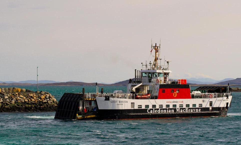  Scottish West Coast - LOCH BHRUSDA transiting Little Minch & Skye