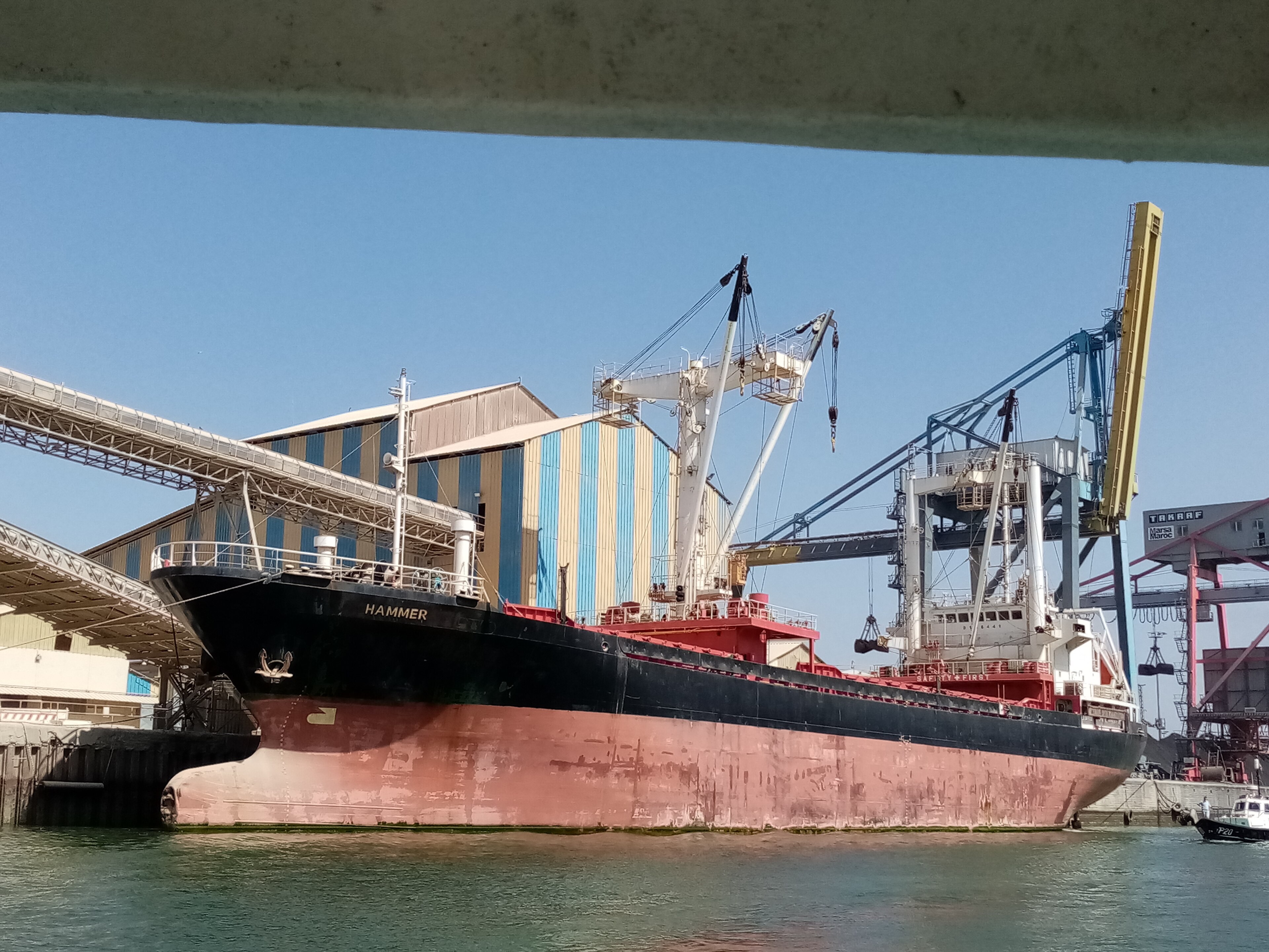 Transit: HAMMER entering English South Coast at The Dover Strait