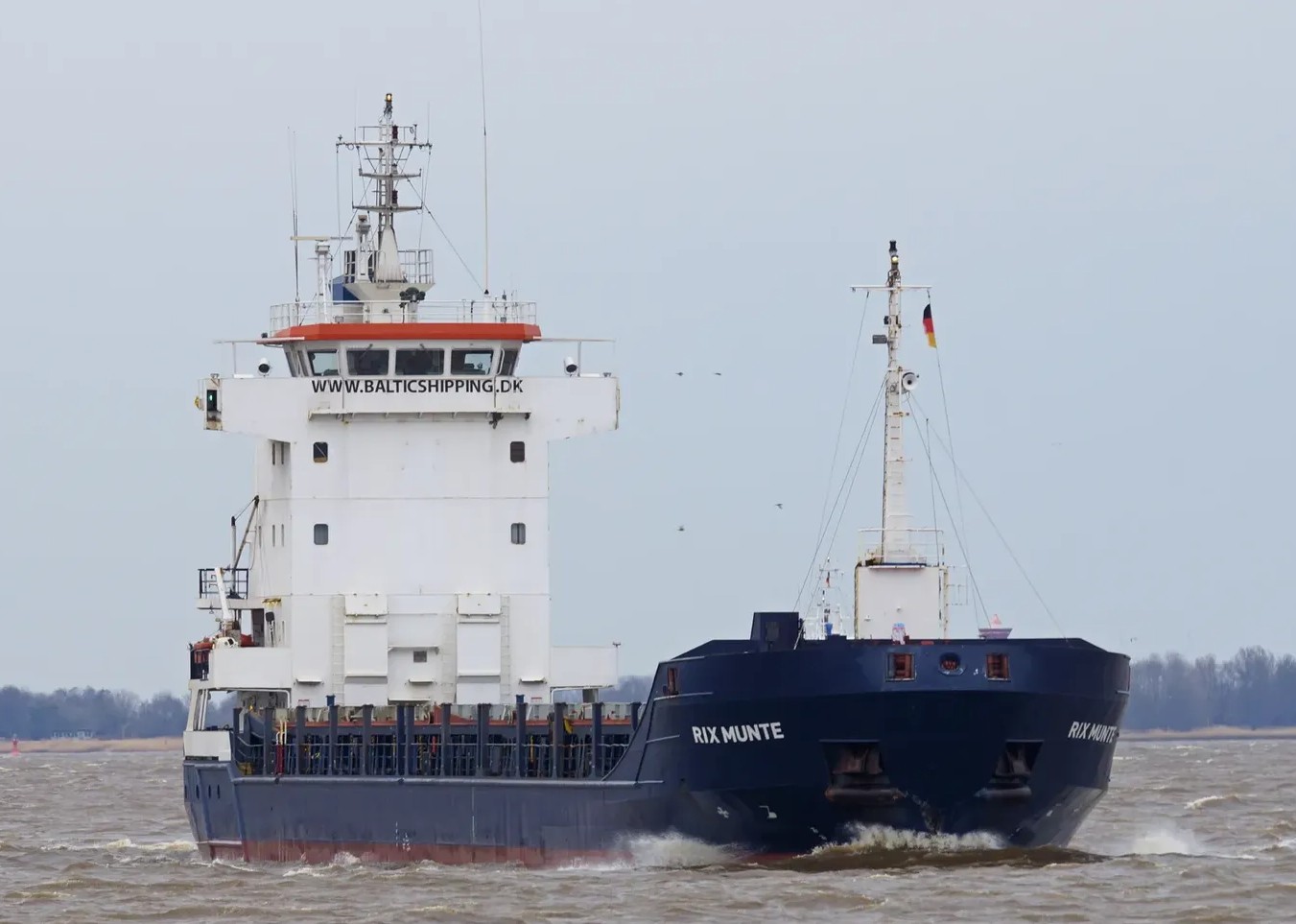 Transit: RIX MUNTE            entering English South Coast at The Dover Strait